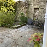 Apartment Robinsons Cottage, And Quiet