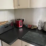 Robinsons Cottage, And Quiet Apartment *
