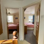 Apartment Robinsons Cottage, And Quiet *
