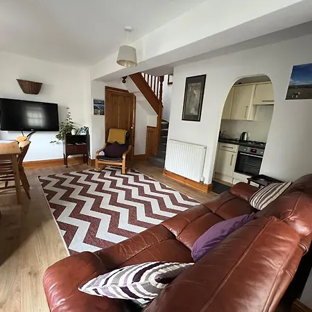 Robinsons Cottage, And Quiet *